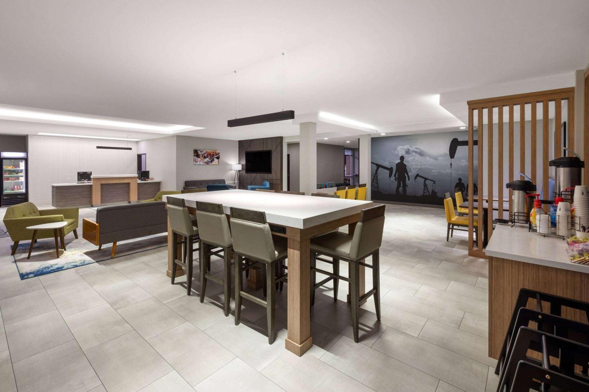 La Quinta By Wyndham Mcalester Exteriör bild